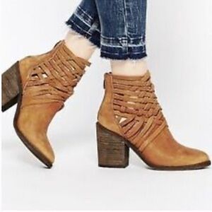 Free People Carrera strappy Ankle booties Strappy size 40 EU = 9.5 US